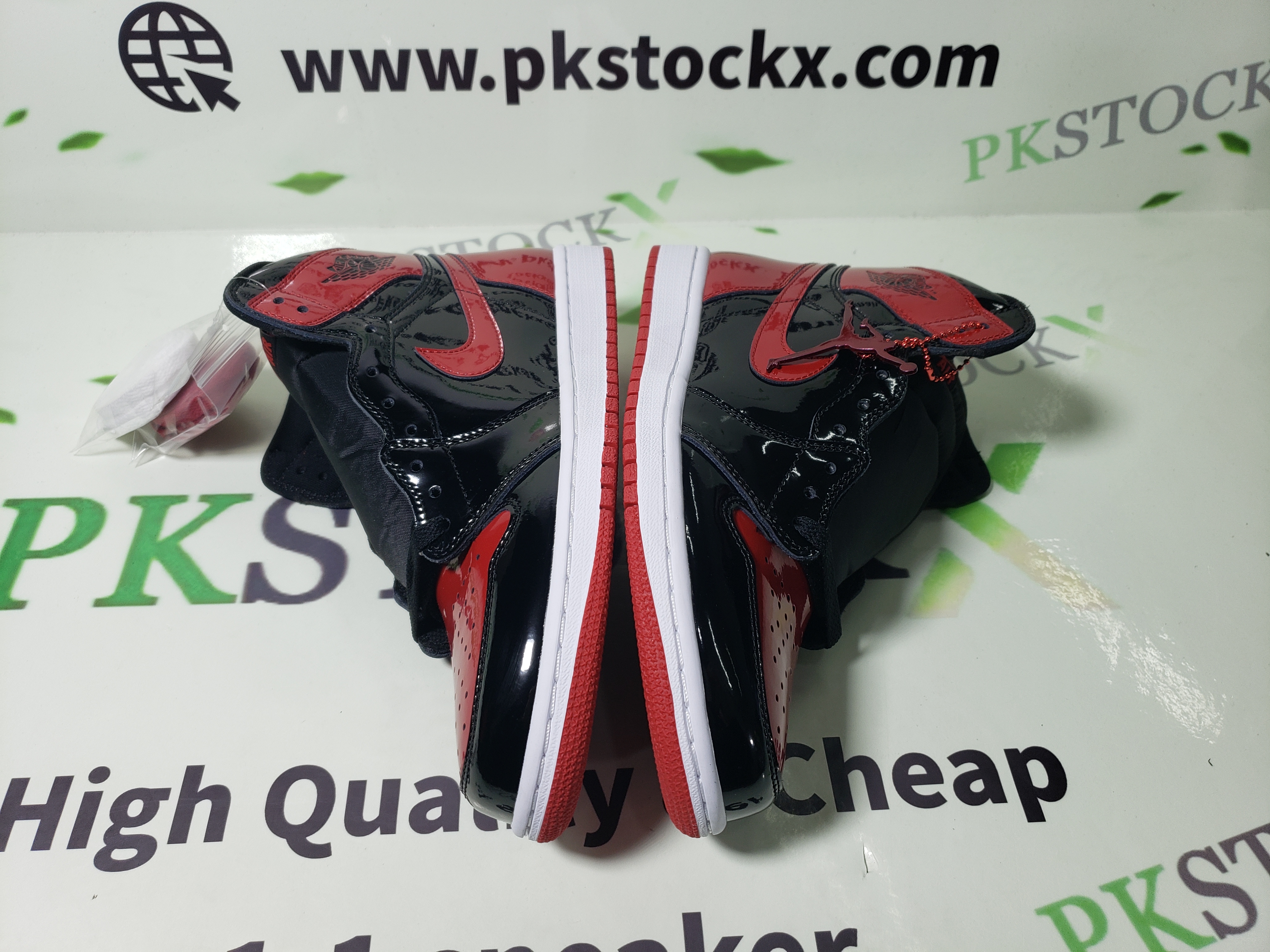 PK God Batch Air Jordan 1 High OG Bred Patent 555088-063 review T*** 02