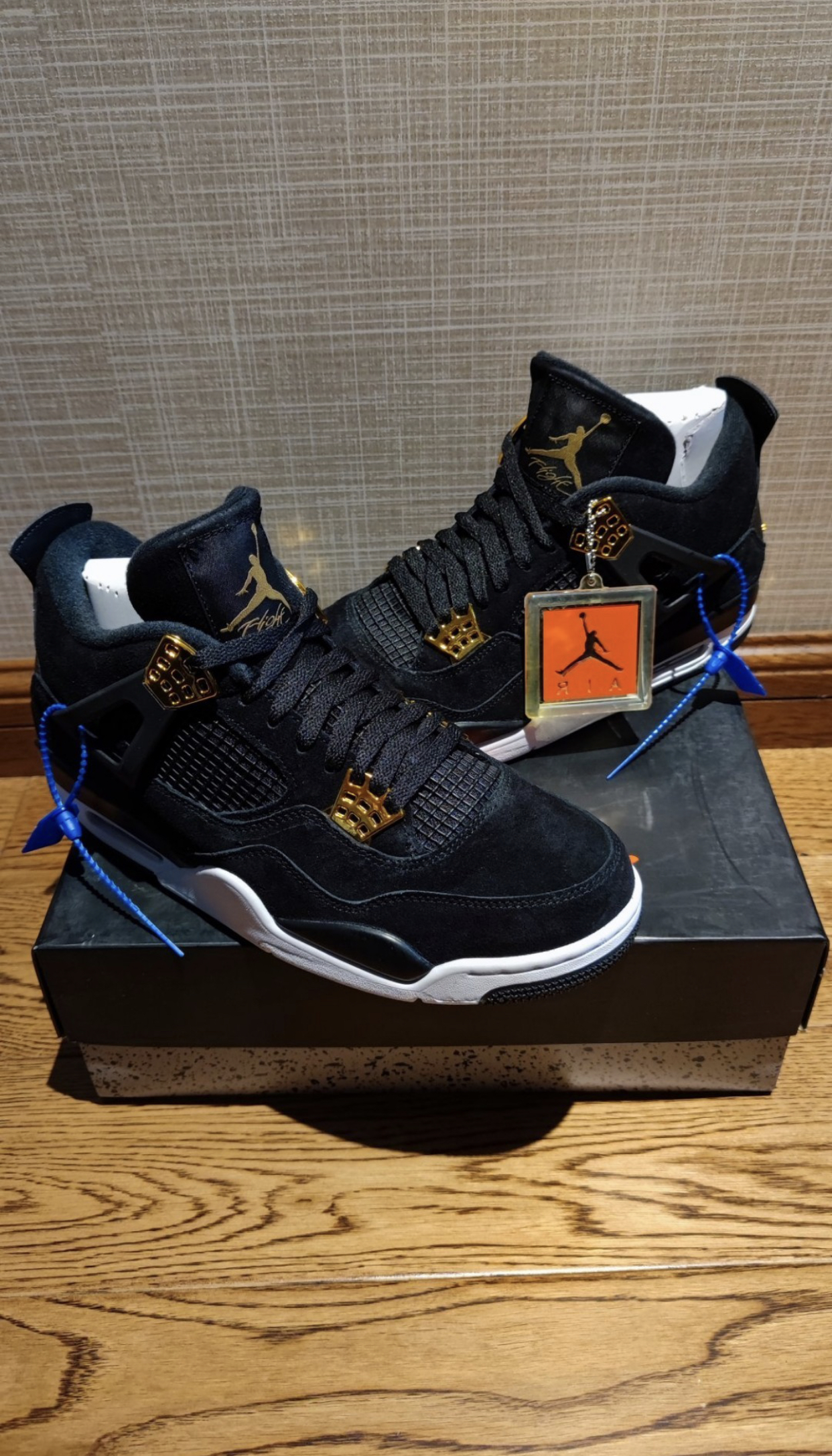 PK God Batch Air Jordan 4 Retro Royalty 308497-032  review R*** 01