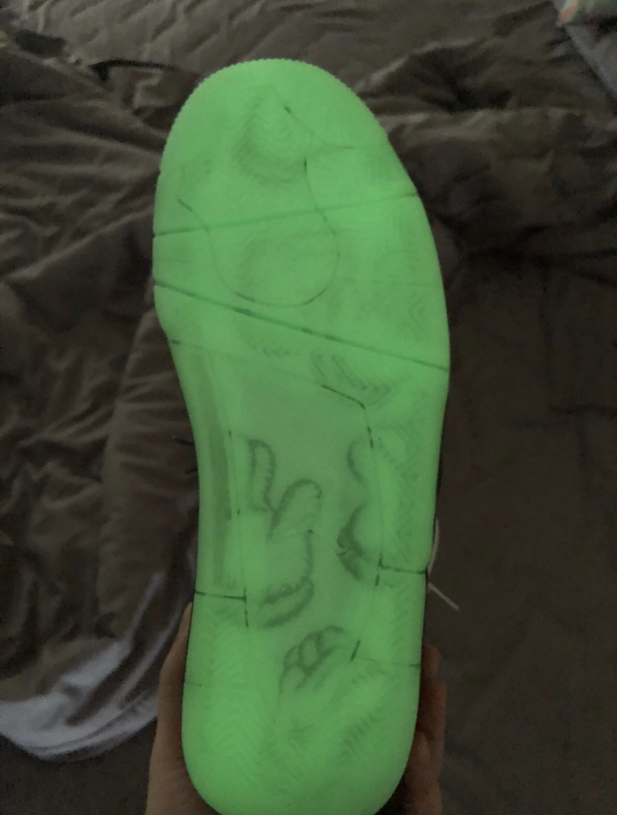 PK God Batch Air Jordan 4 Retro Kaws Black 930155-001 review G*** 03