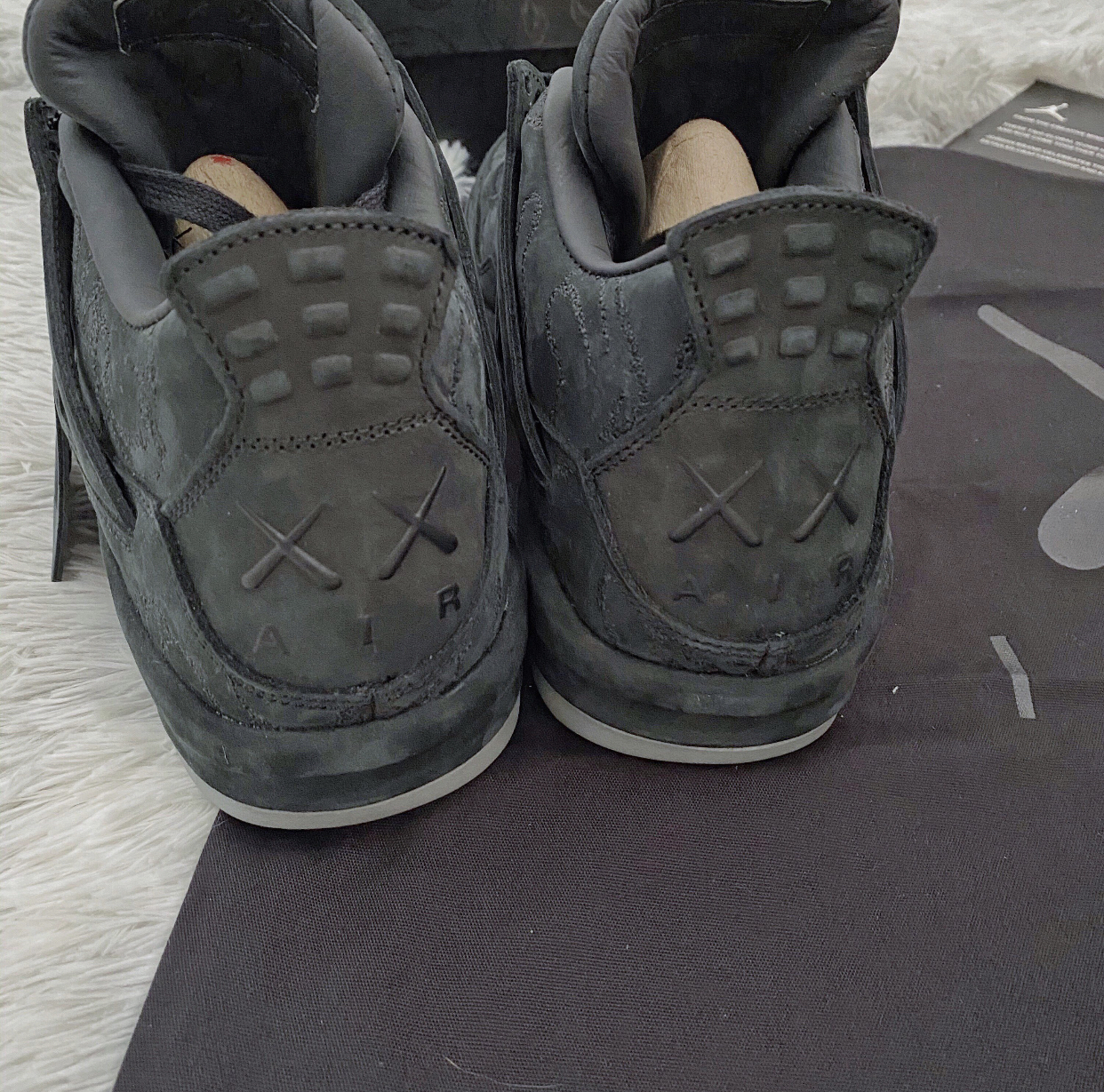 PK God Batch Air Jordan 4 Retro Kaws Black 930155-001 review E*** 03