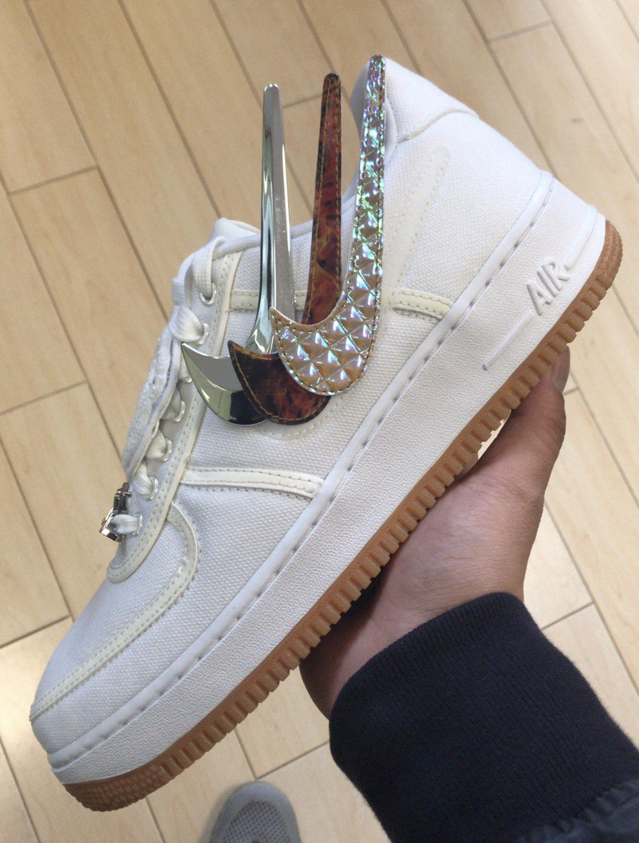 PK God Batch Nike Air Force 1 Low Travis Scott (AF100) AQ4211-100 review V***