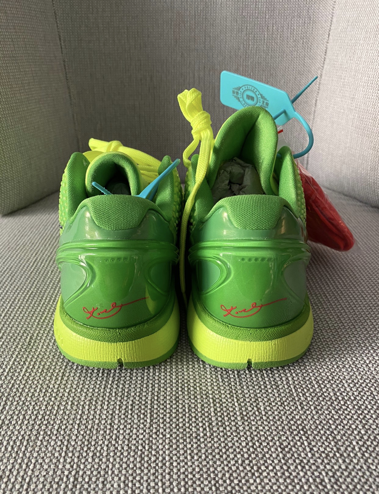 Nike Kobe 6 Protro Grinch CW2190-300 review S*** 02