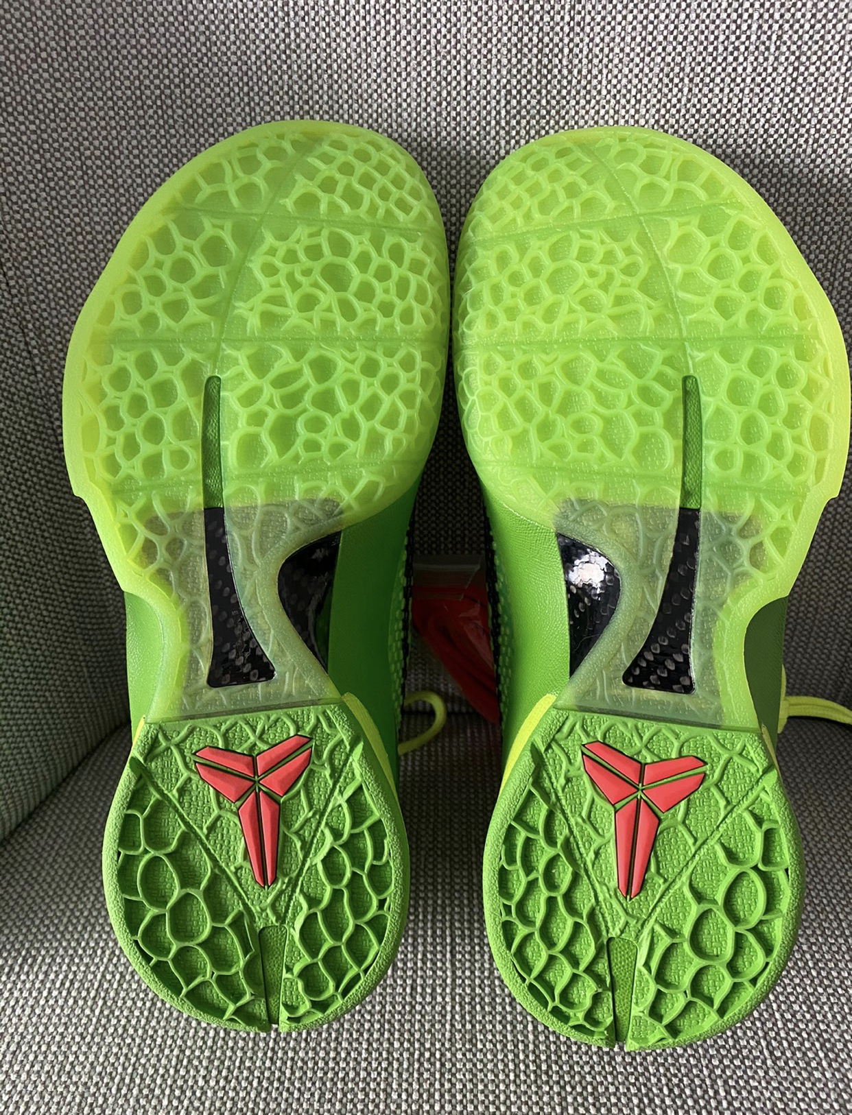 Nike Kobe 6 Protro Grinch CW2190-300 review S*** 04