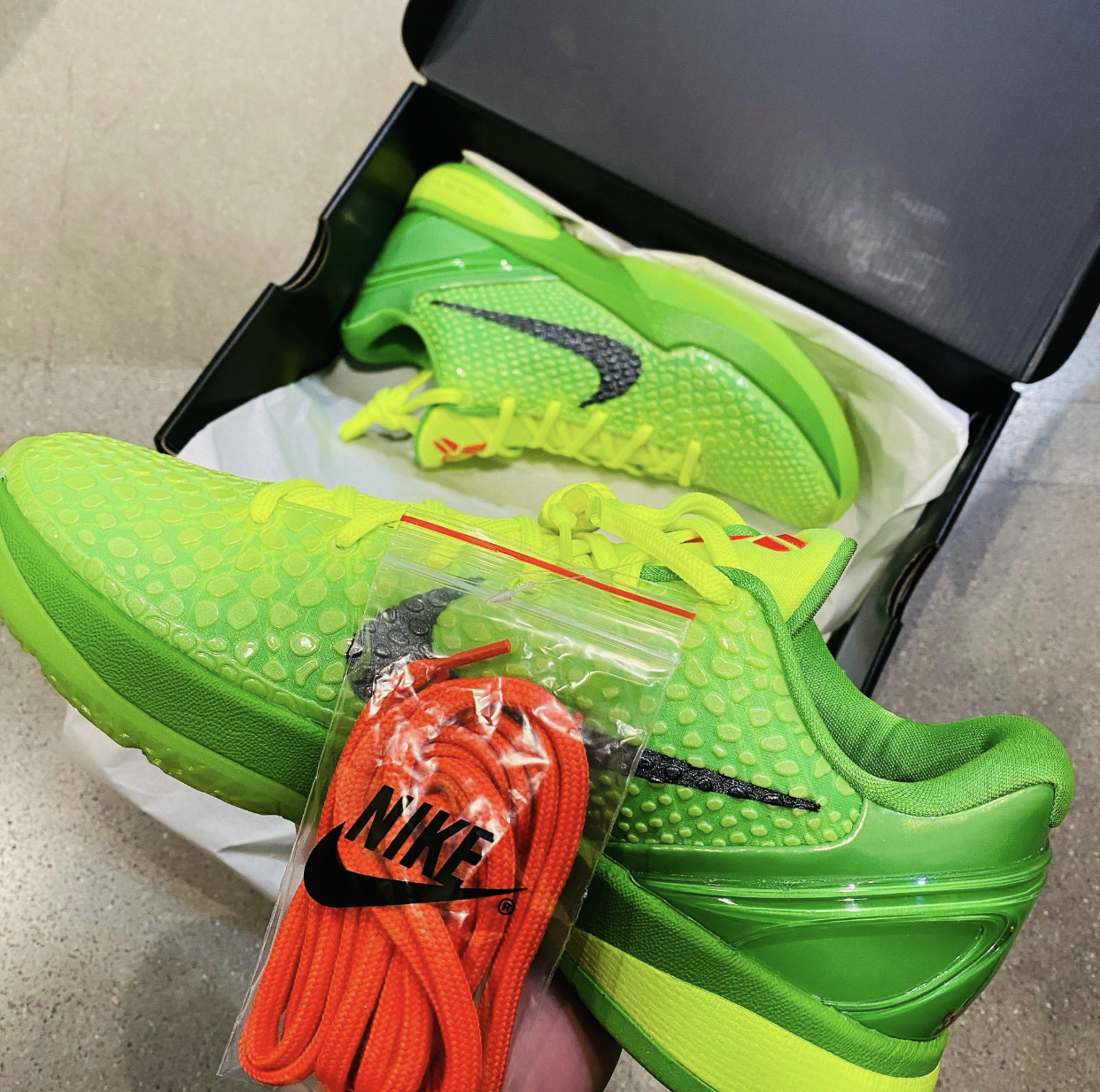 Nike Kobe 6 Protro Grinch CW2190-300 review P*** 02