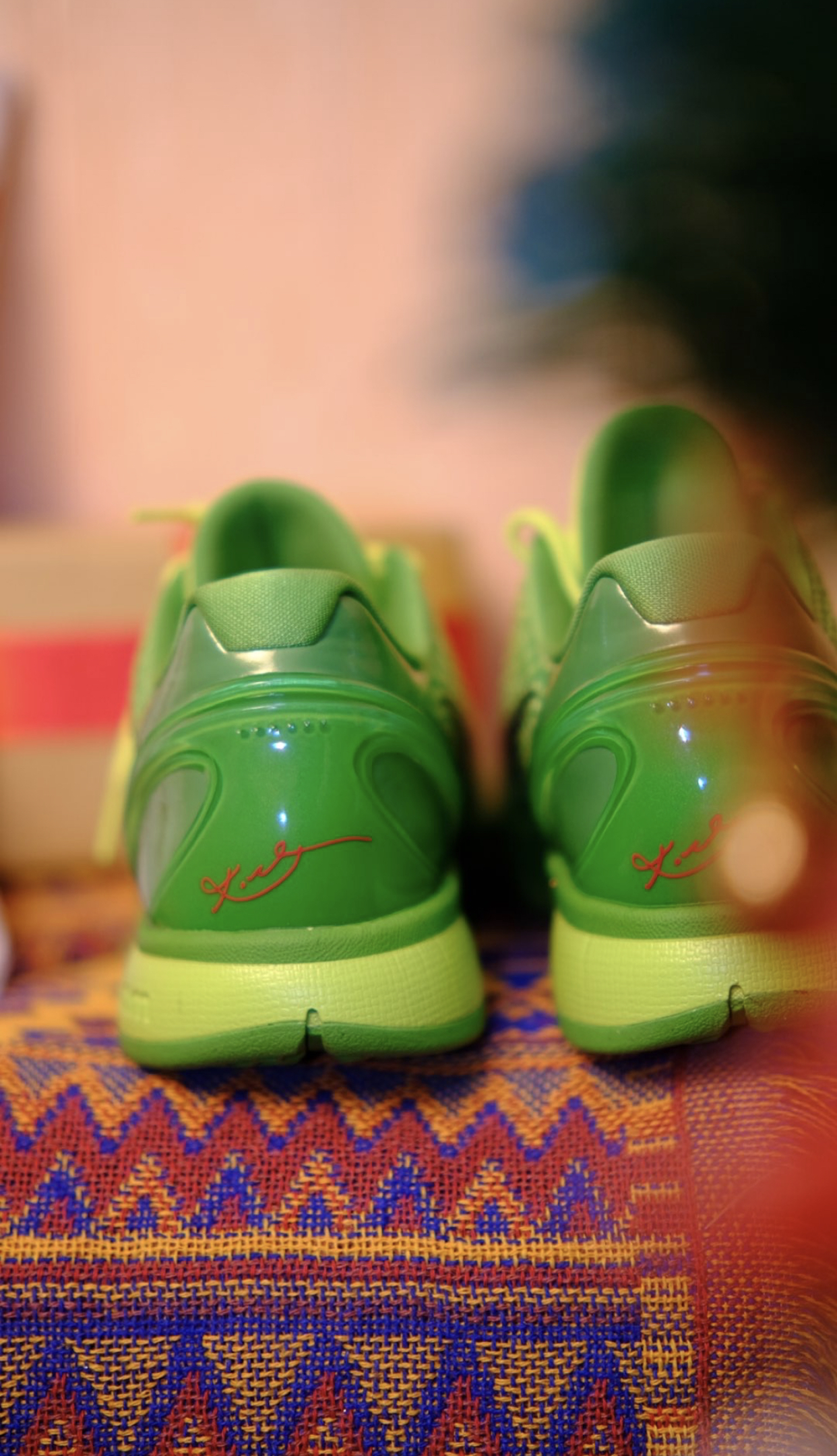 Nike Kobe 6 Protro Grinch CW2190-300 review K*** 01