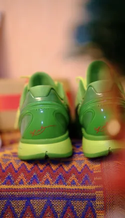 Nike Kobe 6 Protro Grinch CW2190-300 review K*** 02