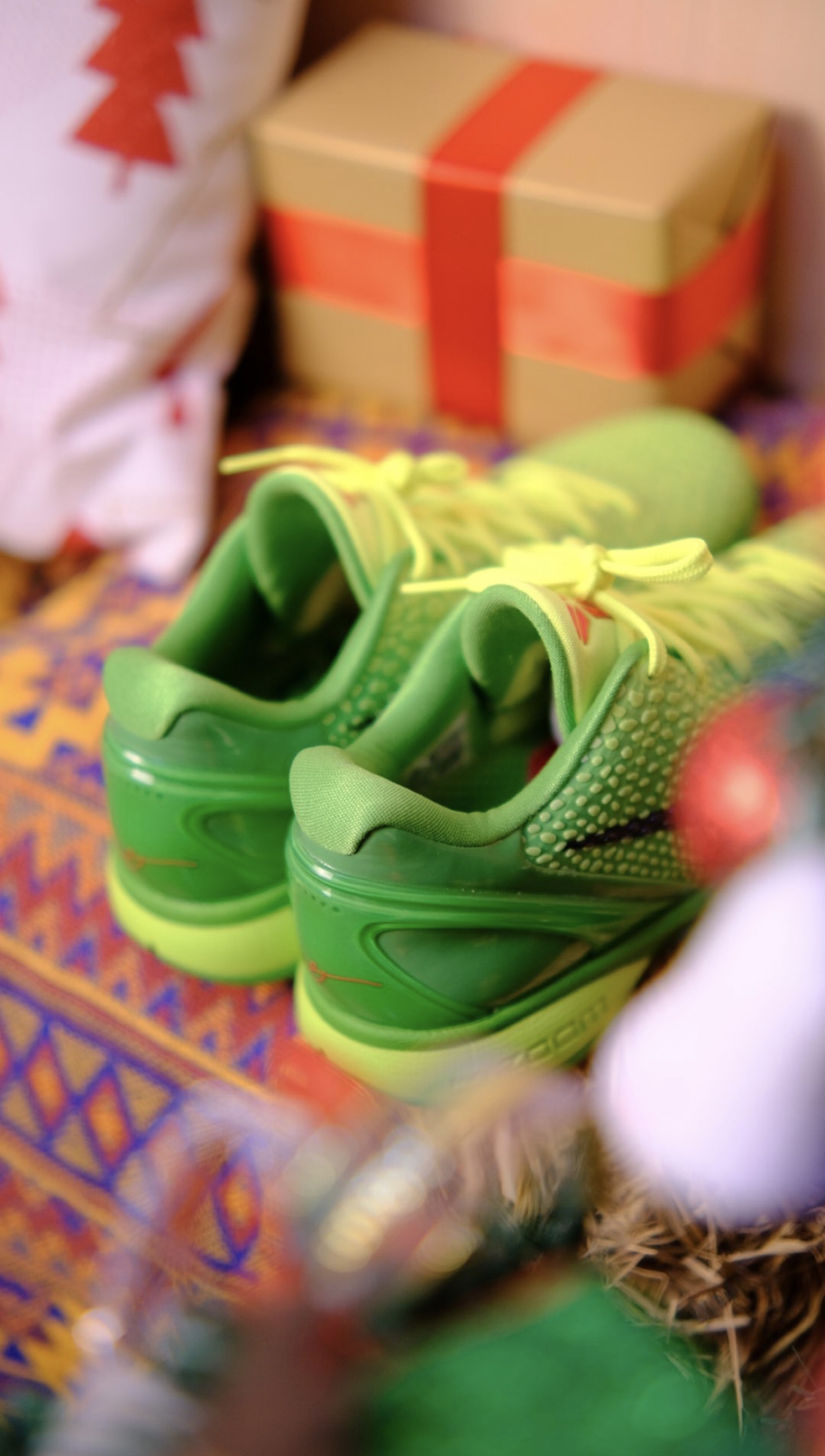 Nike Kobe 6 Protro Grinch CW2190-300 review K*** 03