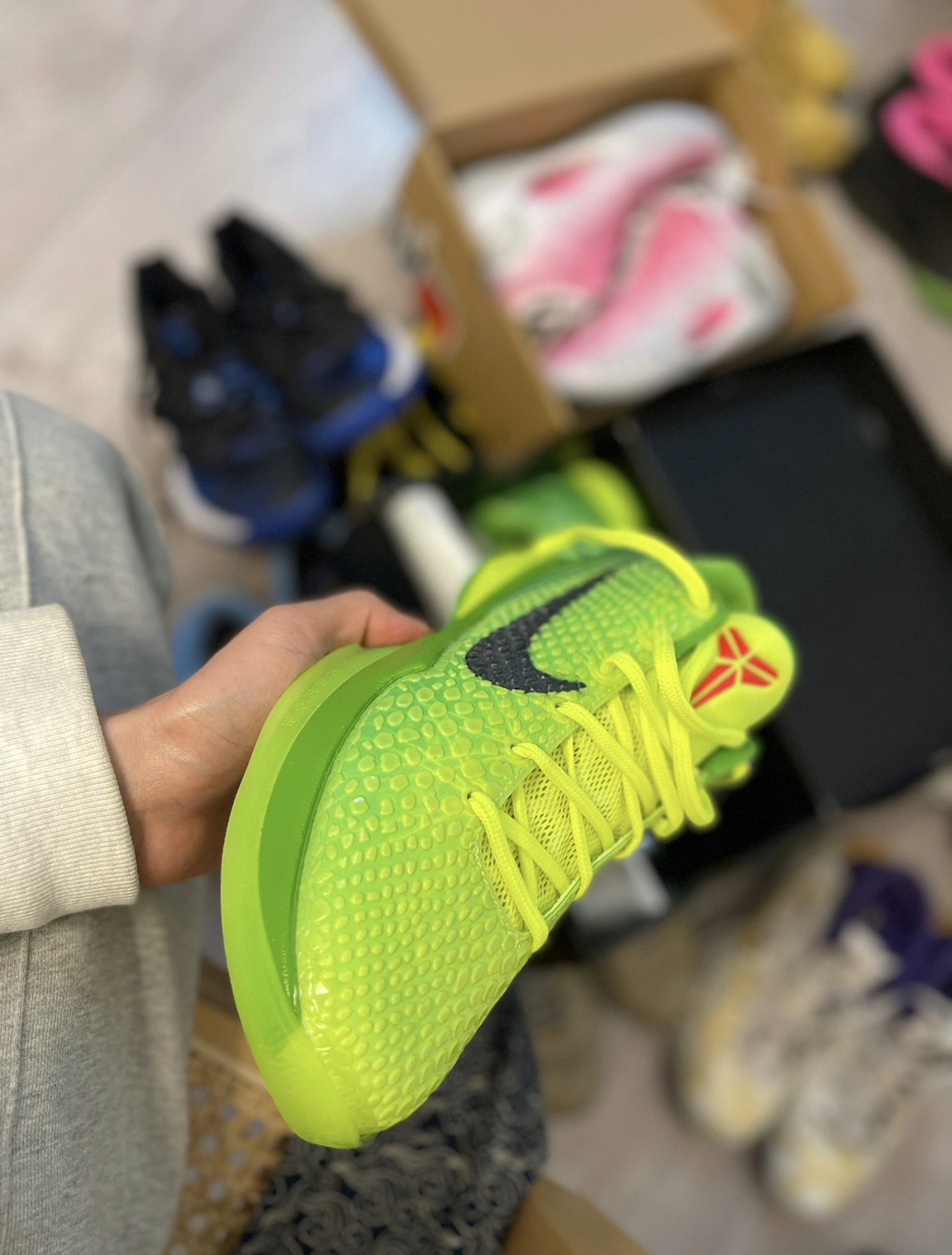 Nike Kobe 6 Protro Grinch CW2190-300 review Z***