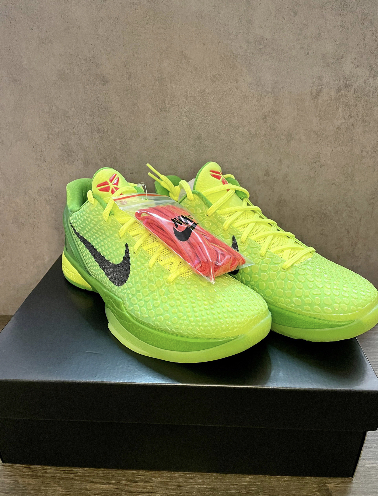 Nike Kobe 6 Protro Grinch CW2190-300 review L*** 00