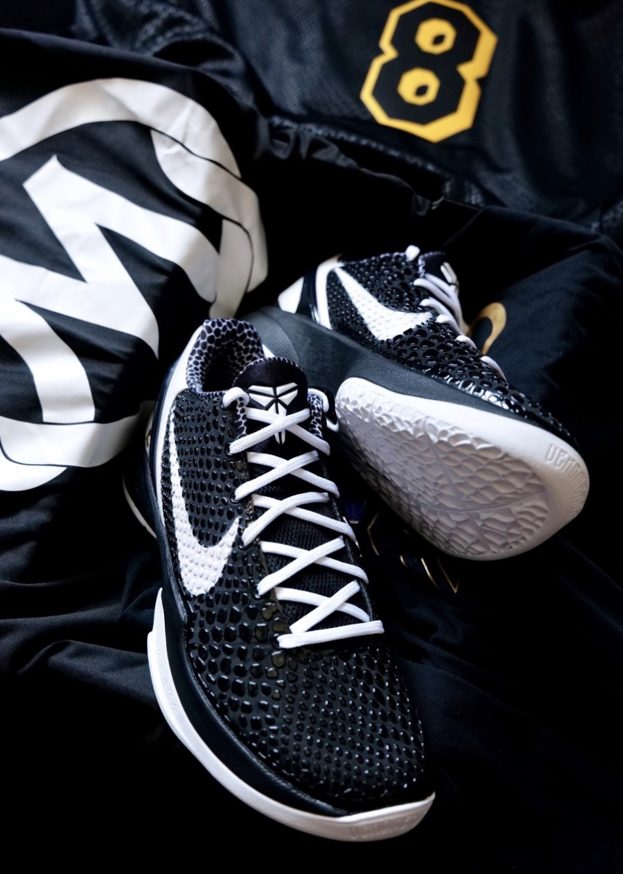 Nike Kobe 6 Protro Mambacita Sweet 16 CW2190-002 review O*** 02