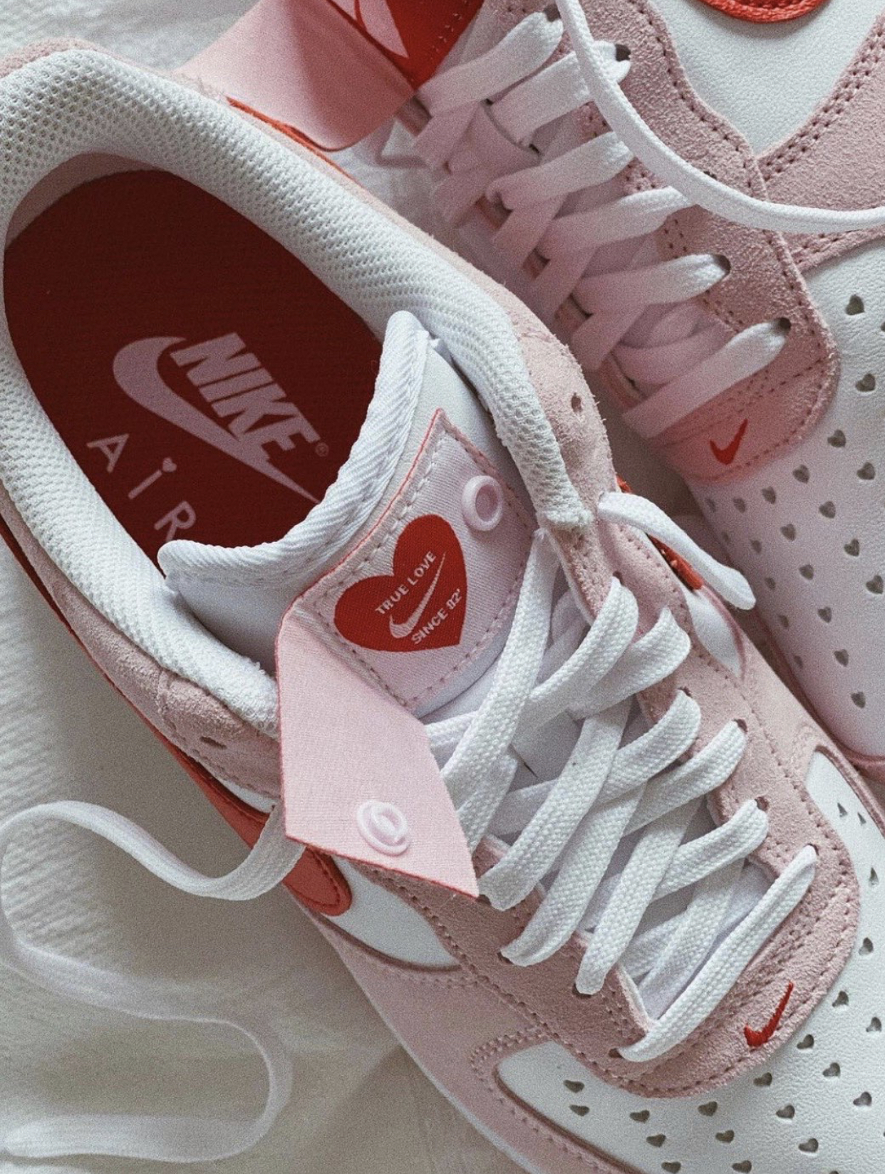 PK God Batch Nike Air Force 1 07 QS Valentine's Day Love Letter DD3384-600 review N*** 03