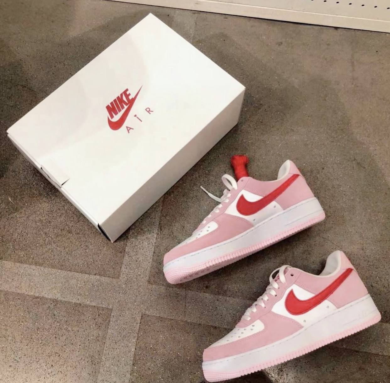 PK God Batch Nike Air Force 1 07 QS Valentine's Day Love Letter DD3384-600 review P*** 00
