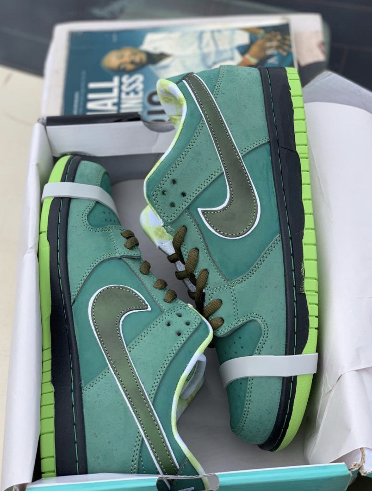 LJR Batch Nike SB Dunk Low Concepts Green Lobster BV1310-337 review V***