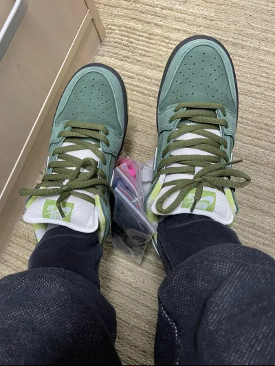 LJR Batch Nike SB Dunk Low Concepts Green Lobster BV1310-337 review J***