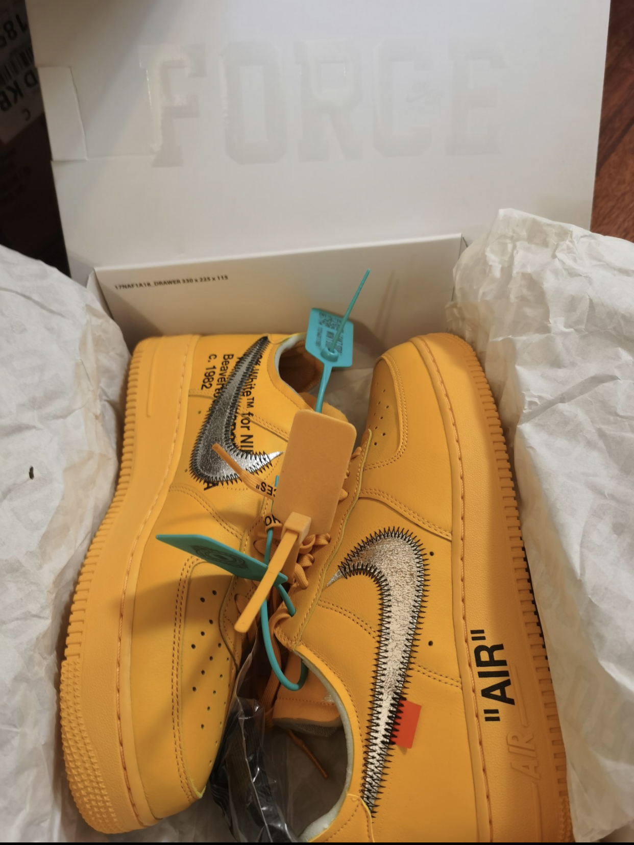 PK God Batch Nike Air Force 1 Low OFF-WHITE University Gold Metallic Silver DD1876-700 review C*** 01