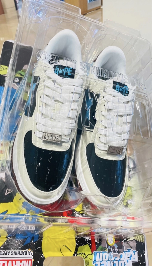 PK God Batch A Bathing Ape Sta X Marvel CREAM/BLACK/BLUE Fashion Skate Shoes 1I73-191-906 review 
