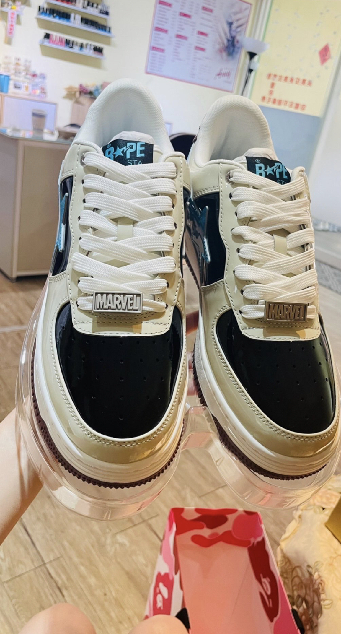 PK God Batch A Bathing Ape Sta X Marvel CREAM/BLACK/BLUE Fashion Skate Shoes 1I73-191-906 review A*** 04
