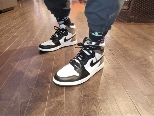 PK God Batch Air Jordan 1 Retro High Dark Mocha 555088-105 review 