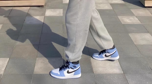 PK God Batch Air Jordan 1 Retro High White University Blue 555088-134 review 