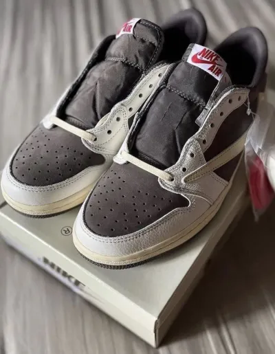 LJR Batch Travis Scott x Air Jordan 1 Low White Brown Barb DM7866-162  review V***