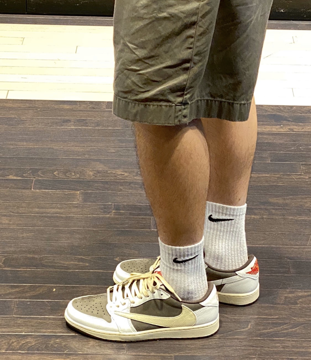 LJR Batch Travis Scott x Air Jordan 1 Low White Brown Barb DM7866-162  review B*** 02