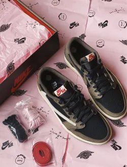 PK God Batch Air Jordan 1 Retro Low OG SP Travis Scott CQ4277-001 review L***s 01