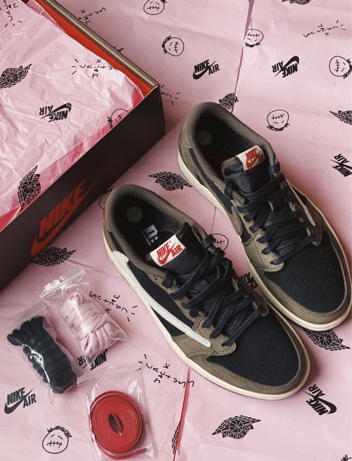 PK God Batch Air Jordan 1 Retro Low OG SP Travis Scott CQ4277-001 review 