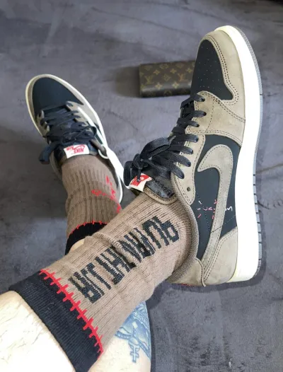 PK God Batch Air Jordan 1 Retro Low OG SP Travis Scott CQ4277-001 review L***