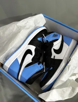 PK God Batch Air Jordan 1 High Unc Toe DZ5485-400 review K*** 01
