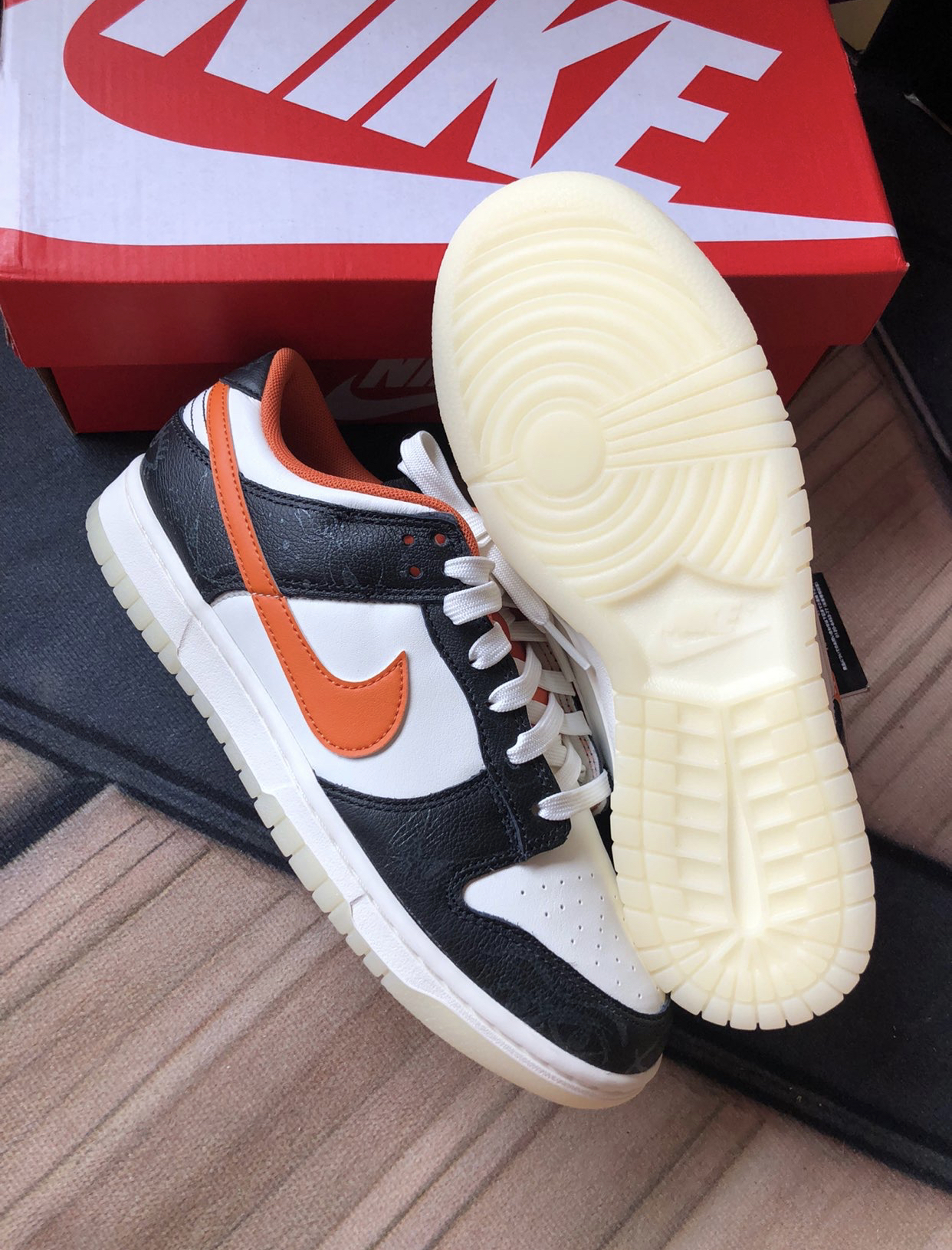 LJR Batch Nike Dunk Low Halloween DD3357-100 review V*** 01