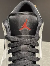 Special offer Batch Air Jordan 1 Low Light Smoke Grey 553558-030 review 2