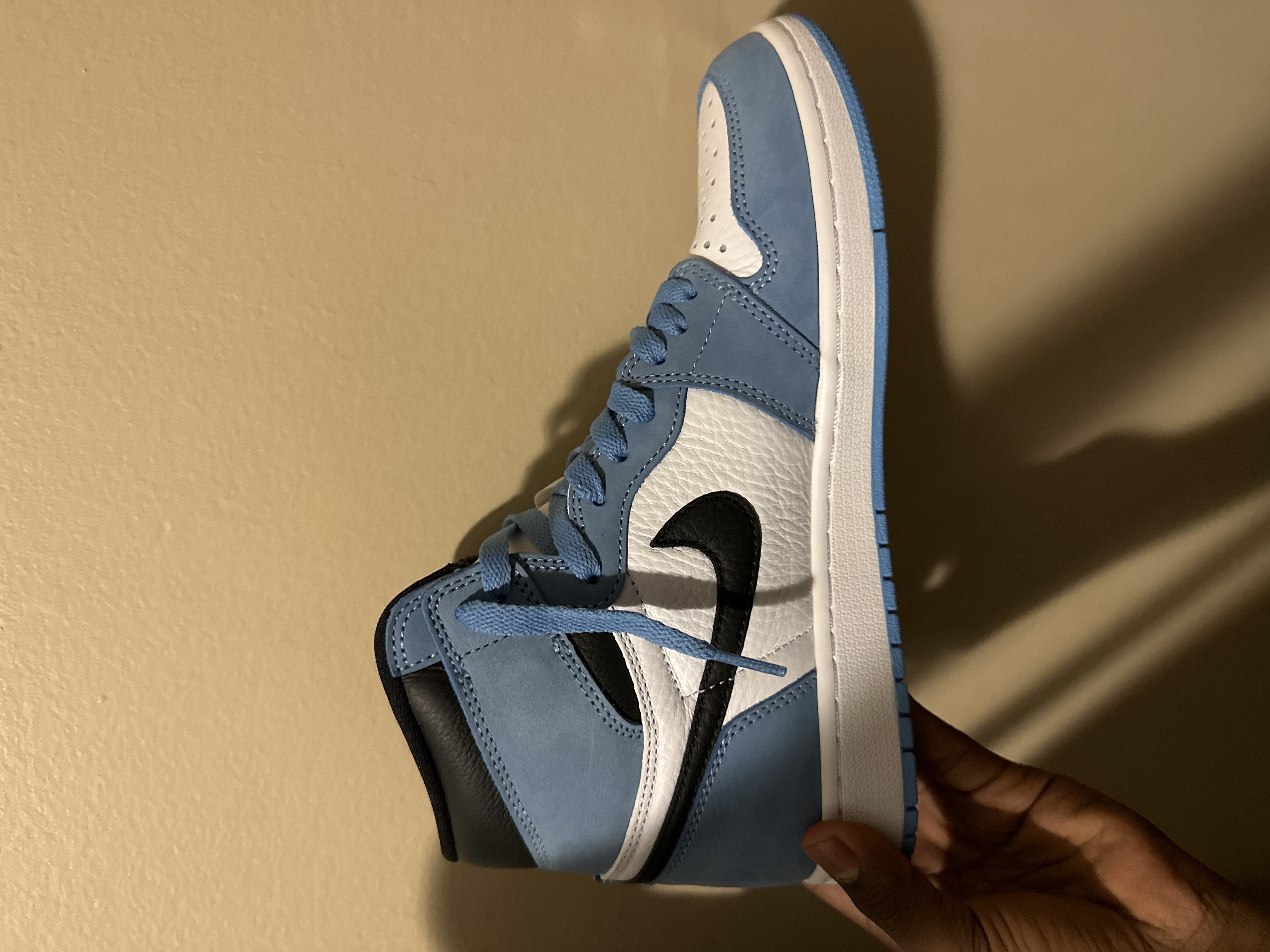 LJR Batch Air Jordan 1 Retro High White University Blue 555088-134 review Known to man 01