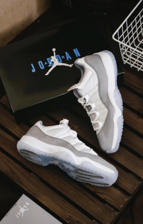 PK God Air Jordan 11 Retro Low Cement Grey  AV2187-140 review 
