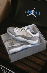 PK God Air Jordan 11 Retro Low Cement Grey  AV2187-140 review 1