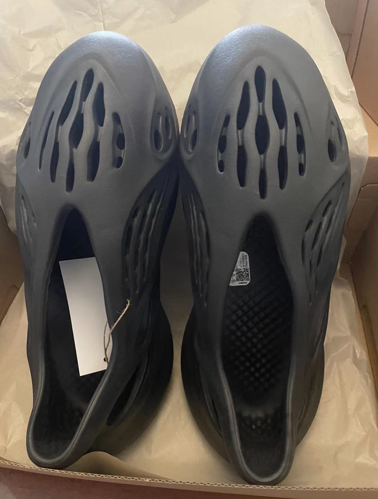 PK God batch adidas originals Yeezy Foam Runner Onyx HP8739 review E*** 01