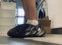 PK God batch adidas originals Yeezy Foam Runner Onyx HP8739 review J*** 03