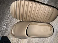 PK God Batch Adidas Yeezy Slide CORE FV8425  review 0