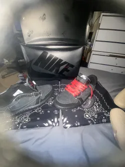 PK God Batch Air Jordan 1 Retro Low OG SP Travis Scott Black Phantom DM7866-001 review Rob 01