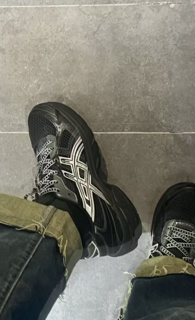 ASICS Gel-1130 Black Pure Silver review 0