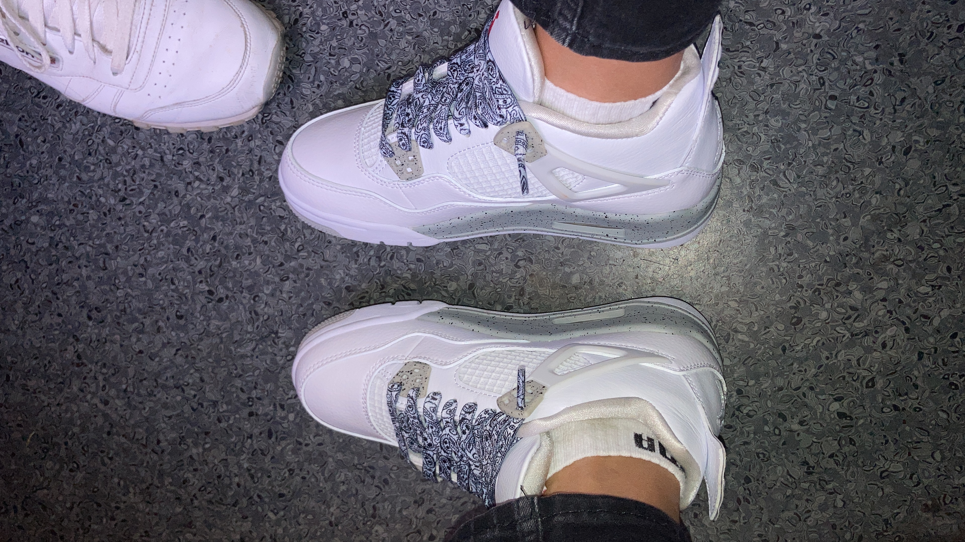 Special offer Batch Air Jordan 4 Retro White Oreo CT8527-100 review Caspar 03