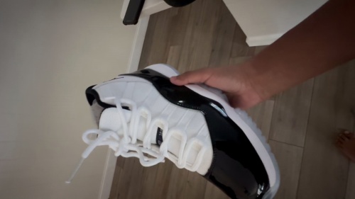 LJR Air Jordan 11 Retro Concord 378037-100 review Kaleb 01