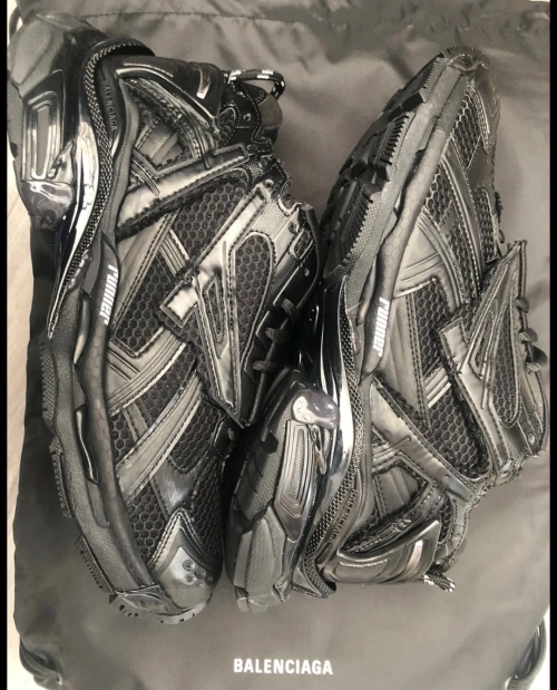 PK God Batch Balenciaga Runner Black review 