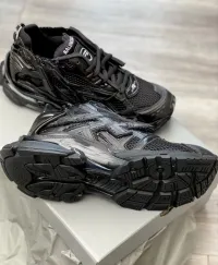 PK God Batch Balenciaga Runner Black review 1