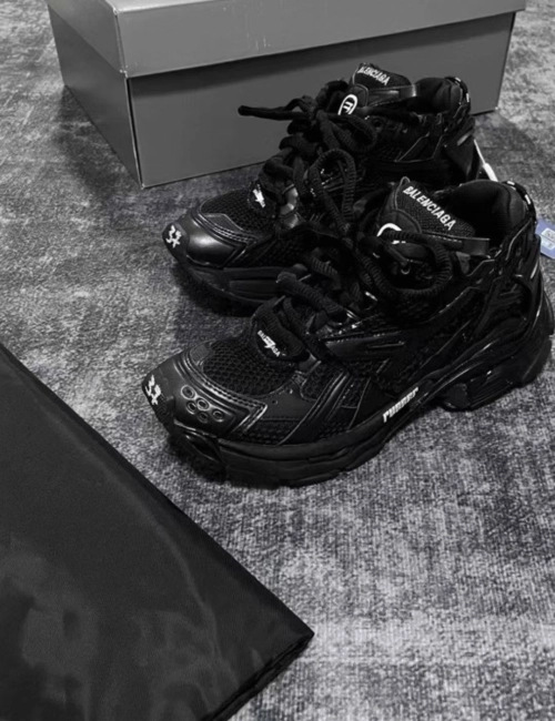 PK God Batch Balenciaga Runner Black review 