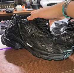 PK God Batch Balenciaga Runner Black review L*** 04