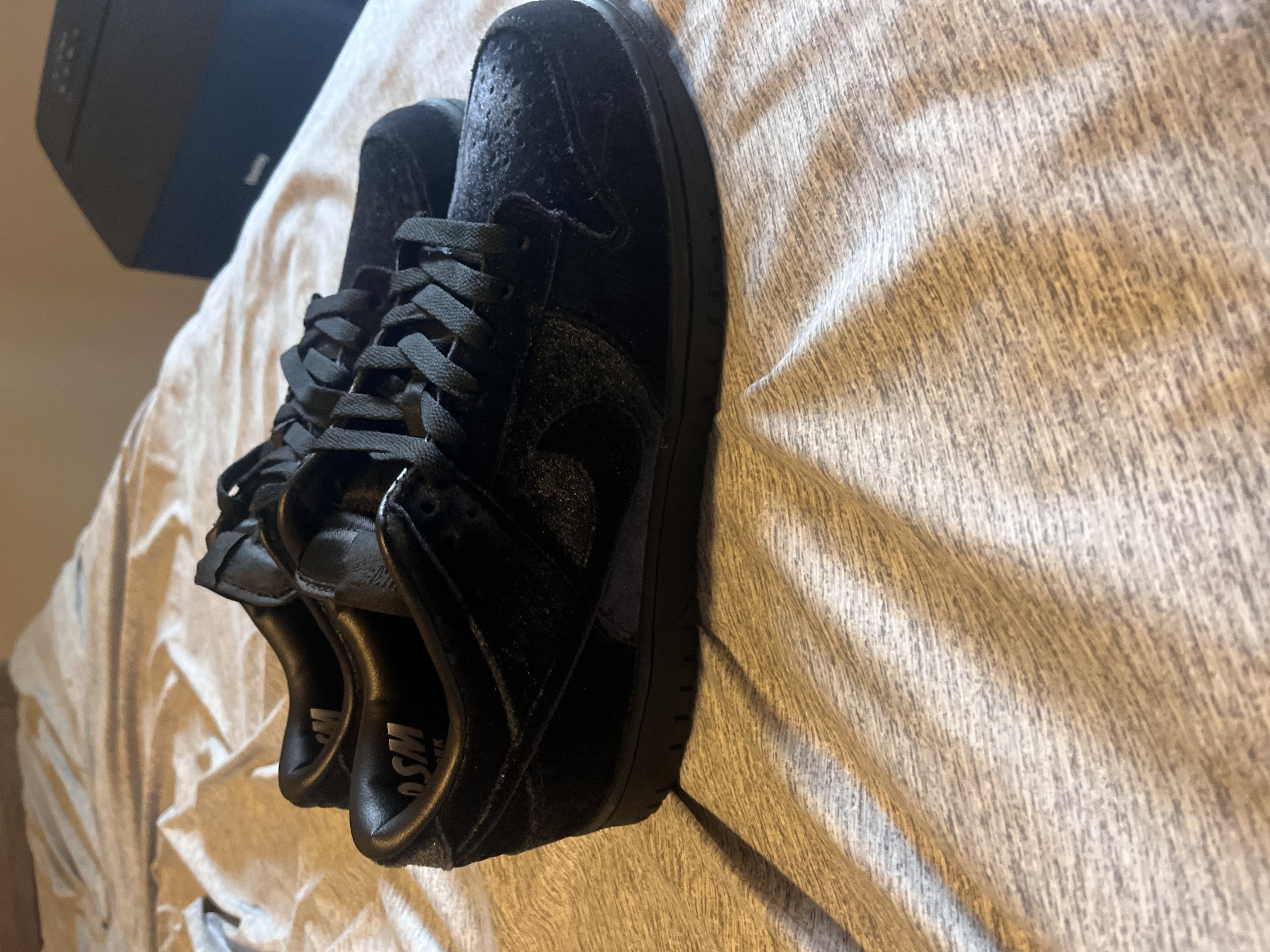 PK God Batch Nike Dunk Low Dover Street Market Triple Black Velvet DH2686-002 review 0