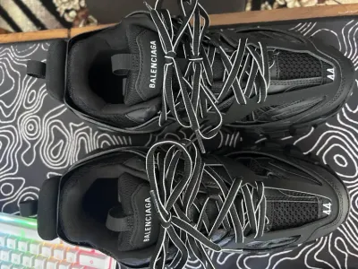 Balenciaga Track Black 555032 W1GB7 1000 (LED) review R*** 02