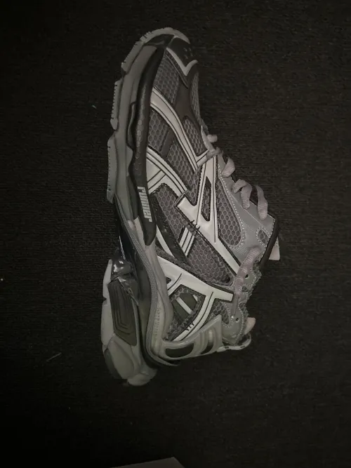 PK God Batch Balenciaga Runner All Black Gray 677402 W3RB2 1515 review 