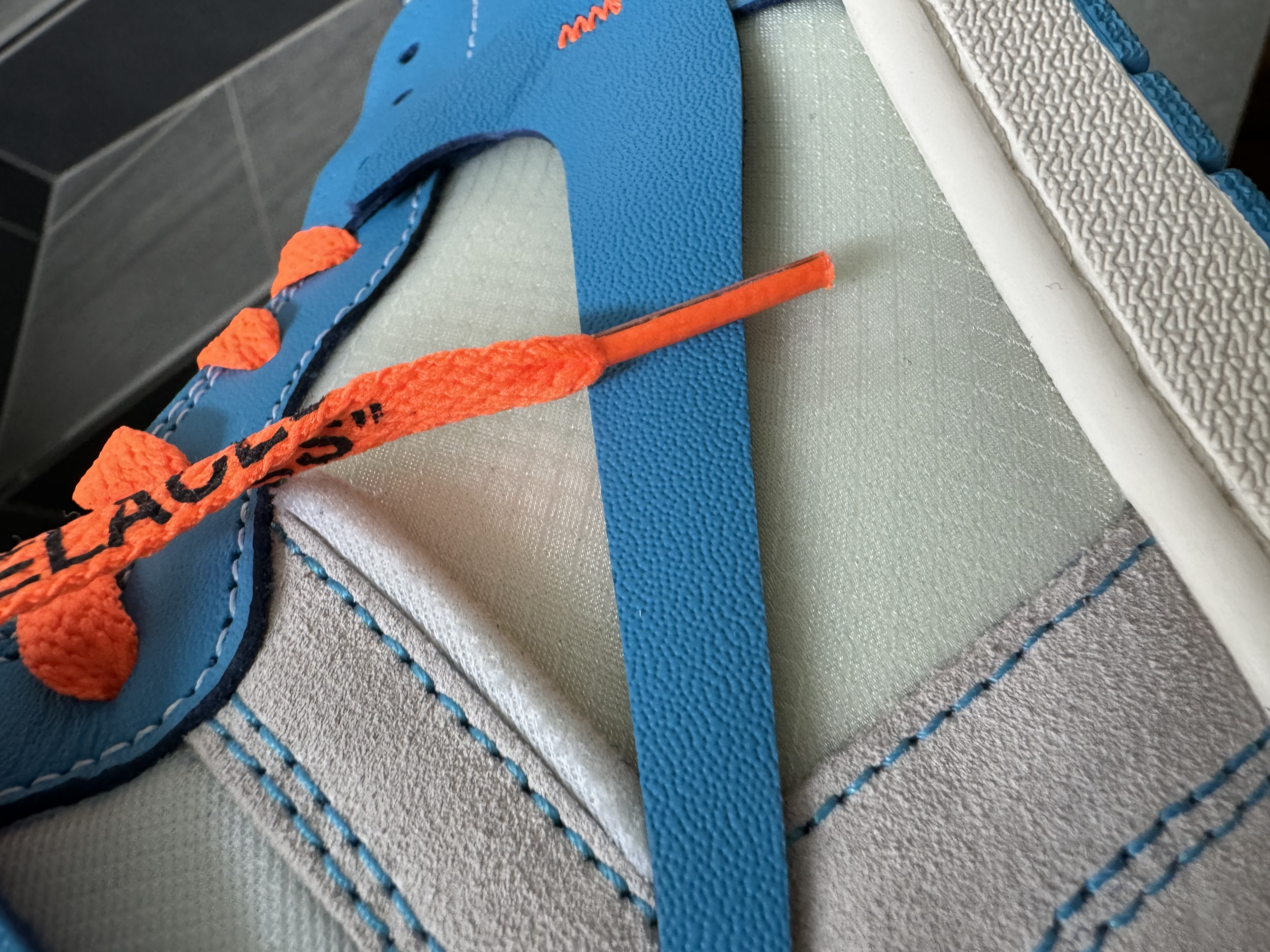 PK God Batch Air Jordan 1 Retro High Off-White University Blue AQ0818-148 review Hubergames 05
