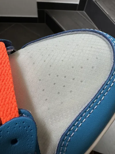 PK God Batch Air Jordan 1 Retro High Off-White University Blue AQ0818-148 review Hubergames 05